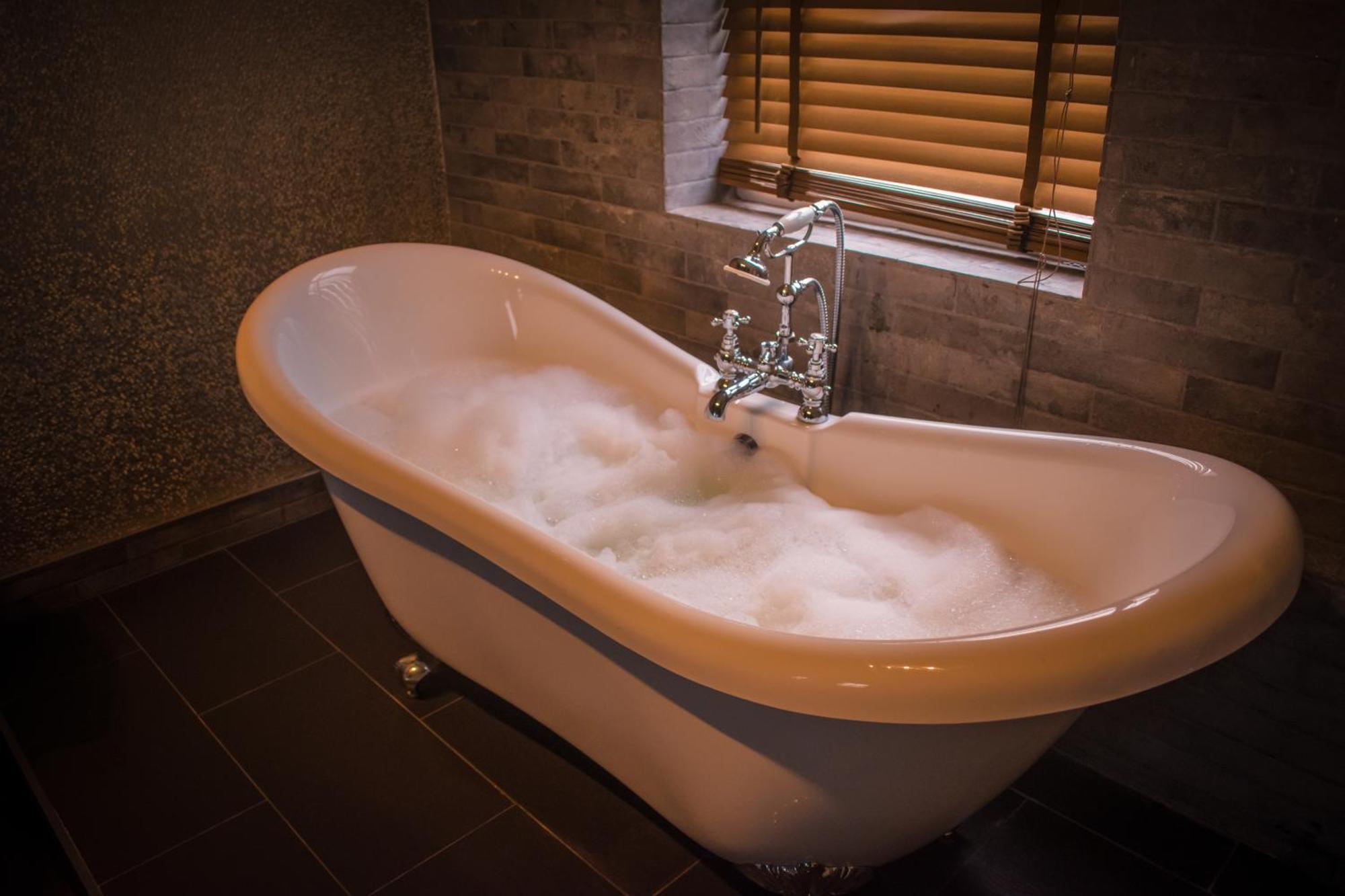 The George Wright Boutique Hotel, Bar & Restaurant Rotherham Buitenkant foto