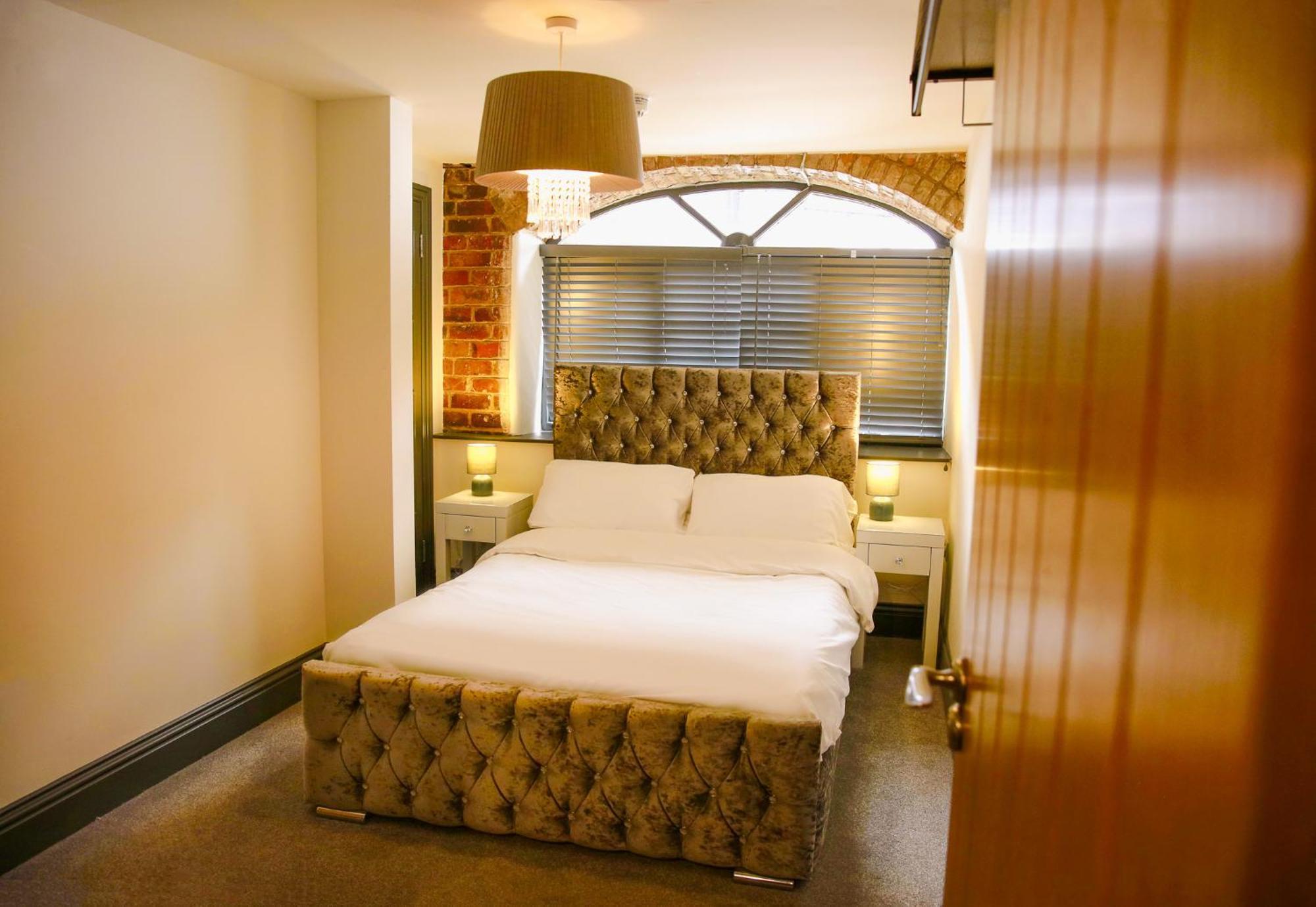 The George Wright Boutique Hotel, Bar & Restaurant Rotherham Buitenkant foto