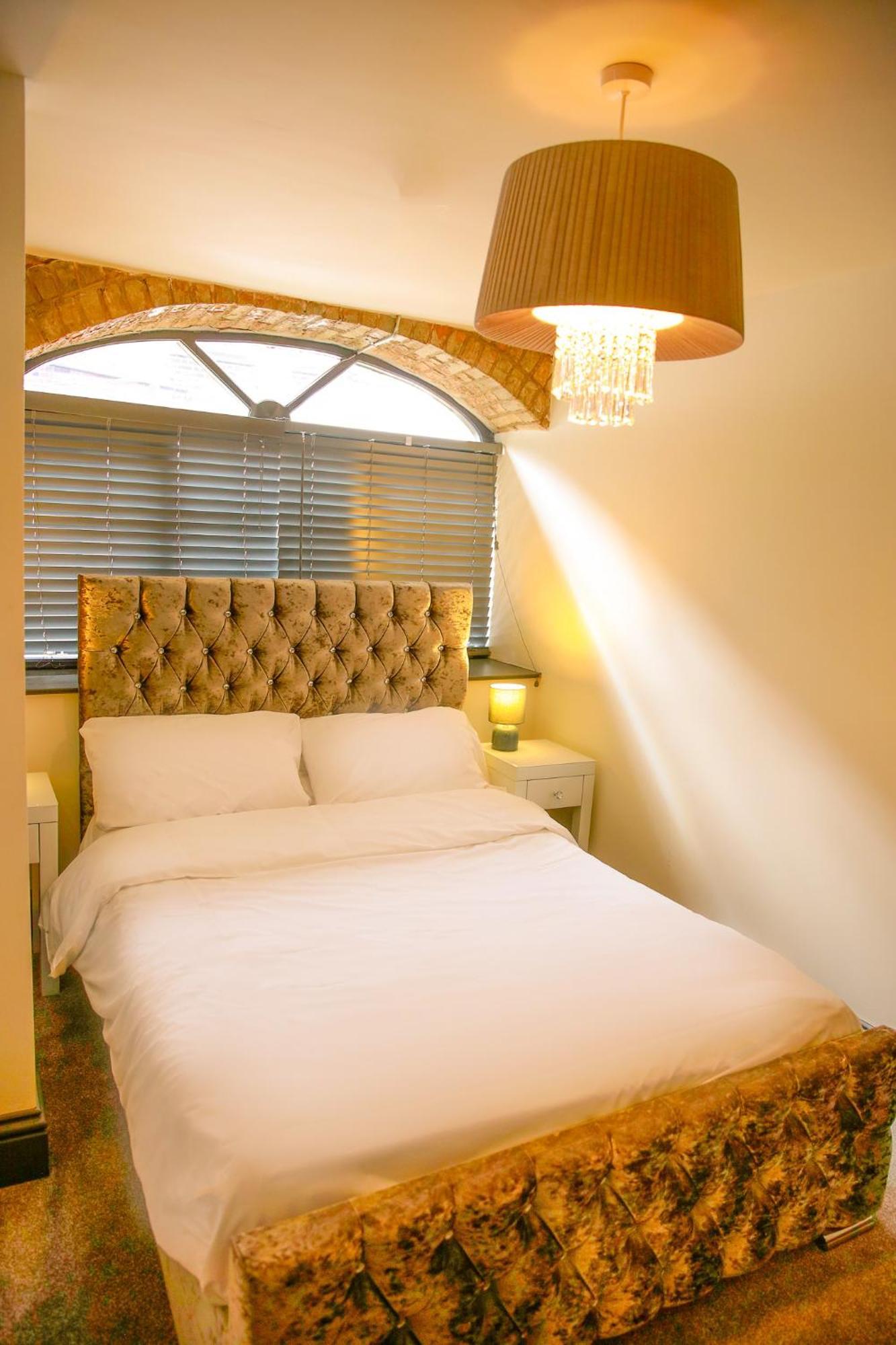 The George Wright Boutique Hotel, Bar & Restaurant Rotherham Buitenkant foto