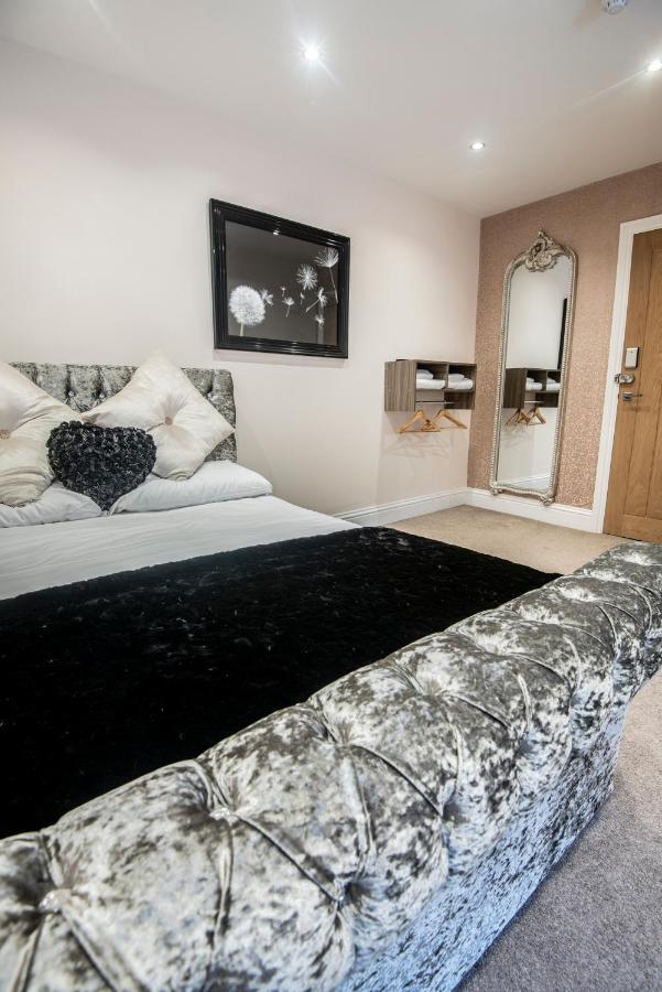 The George Wright Boutique Hotel, Bar & Restaurant Rotherham Buitenkant foto